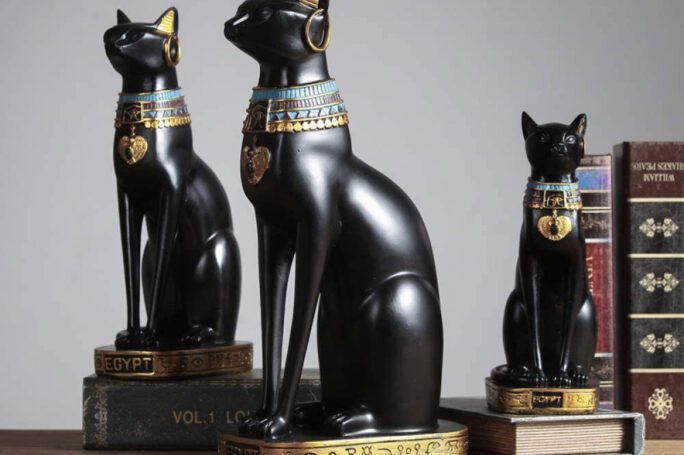 Statua crne mačke i feng shui