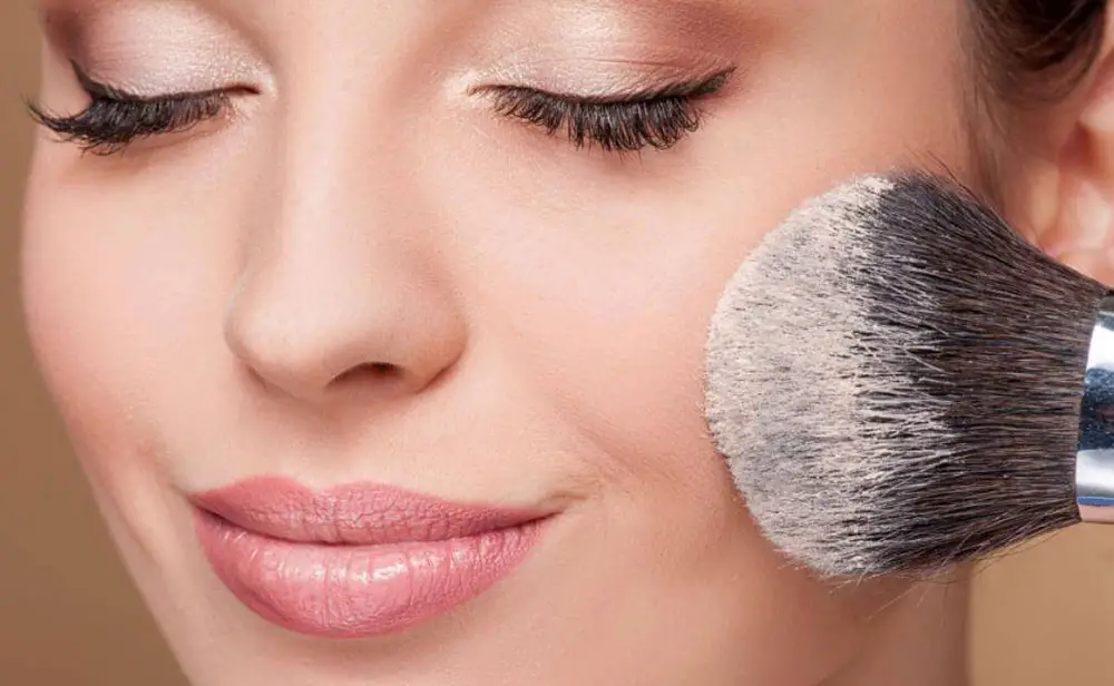 Translucent puder je makeup proizvod koji svaka dama treba da poseduje