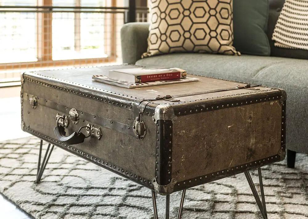 Super ideje kako da iskoristite stare kofere za dekoraciju doma