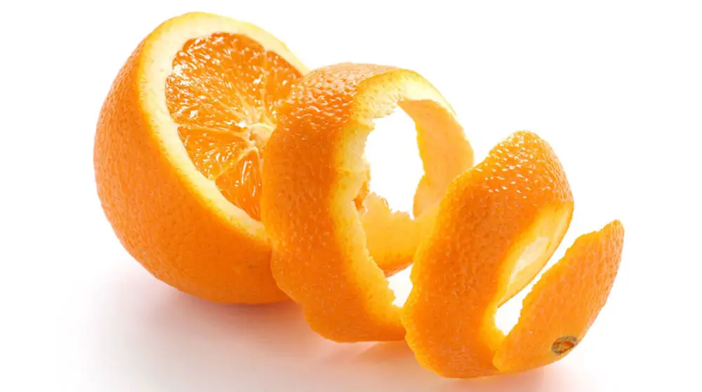 Evo zašto ne treba da bacate koru od pomorandže