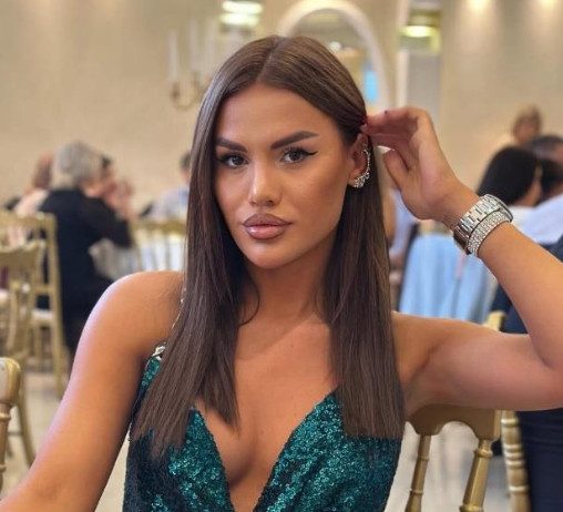 Njegoš je operacijom postao Nikolina pa u 26. godini izgubio nevinost: “U rodnom Kraljevu me muvaju momci koji me znaju od pre, sa nekim sam i bila” Njegoš je operacijom postao Nikolina pa u 26. godini izgubio nevinost: “U rodnom Kraljevu me muvaju momci koji me znaju od pre, sa nekim sam i bila” - featured image