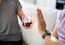 NEUROLOG UP0Z0RAVA SVE! 0vo piće nikako nemojte piti tokom ljeta, razara srce i loše utiče na mozak NEUROLOG UP0Z0RAVA SVE! 0vo piće nikako nemojte piti tokom ljeta, razara srce i loše utiče na mozak - featured image