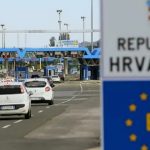 VAŽNO UPOZORENJE ZA PUTNIKE, posebno roditelje: Bez ovog dokumenta dijete moze da bude zaustavljeno na granici! VAŽNO UPOZORENJE ZA PUTNIKE, posebno roditelje: Bez ovog dokumenta dijete moze da bude zaustavljeno na granici! - featured image