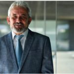 Radio je na građevini ceo život, bez slave i priznanja, samo sa jednim ciljem: da ja jednog dana nosim titulu doktora Radio je na građevini ceo život, bez slave i priznanja, samo sa jednim ciljem: da ja jednog dana nosim titulu doktora - featured image