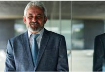 Radio je na građevini ceo život, bez slave i priznanja, samo sa jednim ciljem: da ja jednog dana nosim titulu doktora Radio je na građevini ceo život, bez slave i priznanja, samo sa jednim ciljem: da ja jednog dana nosim titulu doktora - featured image