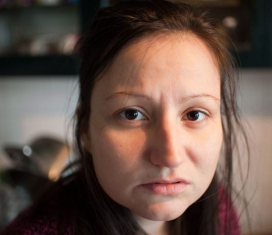 “Svaki put nakon ručka kod svekrve dobijala sam teške mučnine: Jednom sam zamenila moj tanjir sa muževim i nastao je haos” “Svaki put nakon ručka kod svekrve dobijala sam teške mučnine: Jednom sam zamenila moj tanjir sa muževim i nastao je haos” - featured image