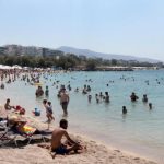 Horor na plažama u Grčkoj:! Srpski turisti u strahu: Ova strahota se pojavila na obali- Svi počeli da bježe glavom bez obzira (FOTO) Horor na plažama u Grčkoj:! Srpski turisti u strahu: Ova strahota se pojavila na obali- Svi počeli da bježe glavom bez obzira (FOTO) - featured image