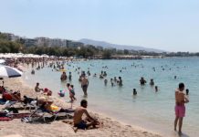 Horor na plažama u Grčkoj:! Srpski turisti u strahu: Ova strahota se pojavila na obali- Svi počeli da bježe glavom bez obzira (FOTO) Horor na plažama u Grčkoj:! Srpski turisti u strahu: Ova strahota se pojavila na obali- Svi počeli da bježe glavom bez obzira (FOTO) - featured image