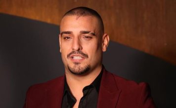DARKO LAZIĆ JE BIO ZALJUBLJEN U OVU KOLEGINICU Nije hteo da kaže, pa sad nakon što je NAPUSTIO ŽENU priznao!!!POGLEDAJTE KAKAV SKANDAL JE NAPRAVIO UDATOJ KOLEGICI!!! DARKO LAZIĆ JE BIO ZALJUBLJEN U OVU KOLEGINICU Nije hteo da kaže, pa sad nakon što je NAPUSTIO ŽENU priznao!!!POGLEDAJTE KAKAV SKANDAL JE NAPRAVIO UDATOJ KOLEGICI!!! - featured image
