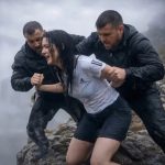 Muž, kako bi se oslobodio mene i stekao moj novac, unajmio je trojicu bandita: oni su me gurnuli sa trideset metara visine, a zatim su sišli po moje telo, ni ne sluteći šta ih čeka dole 😢😲 Muž, kako bi se oslobodio mene i stekao moj novac, unajmio je trojicu bandita: oni su me gurnuli sa trideset metara visine, a zatim su sišli po moje telo, ni ne sluteći šta ih čeka dole 😢😲 - featured image