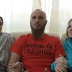 Muškarac iz Saudijske Arabije oženio četiri žene iz iste škole – učenicu, nastavnicu, nadzornicu i direktoricu Muškarac iz Saudijske Arabije oženio četiri žene iz iste škole – učenicu, nastavnicu, nadzornicu i direktoricu - featured image