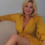 Pozvala sam muškarca k sebi, pripremila prekrasnu večeru i odjenula svoju najbolju haljinu… Ali jedna glupa pogreška završila je spoj prije nego što je uopće počeo… Pozvala sam muškarca k sebi, pripremila prekrasnu večeru i odjenula svoju najbolju haljinu… Ali jedna glupa pogreška završila je spoj prije nego što je uopće počeo… - featured image