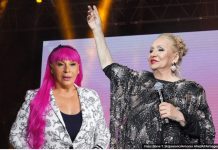 ŠTA SE SAD DEŠAVA SA ZORICOM BRUNCLIK? Vesna Zmijanac šokirala javnost!KOSA JOJ OTPALA… ŠTA SE SAD DEŠAVA SA ZORICOM BRUNCLIK? Vesna Zmijanac šokirala javnost!KOSA JOJ OTPALA… - featured image