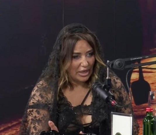 Liječila sam se u Marbelji…” ANA NlK0LlĆ digla naciju na noge! Pjevačica otkrila šok detalje iz života! Liječila sam se u Marbelji…” ANA NlK0LlĆ digla naciju na noge! Pjevačica otkrila šok detalje iz života! - featured image