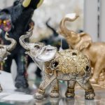 Ljudi ga imaju u kući, ali ga pogrešno drže: Evo gde i kako slon zaista treba da stoji da bi doneo blagostanje Ljudi ga imaju u kući, ali ga pogrešno drže: Evo gde i kako slon zaista treba da stoji da bi doneo blagostanje - featured image