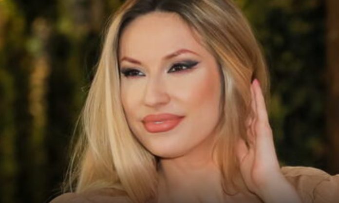 Ostvarilo mi se ono što sam godinama priželjkivala, čudo se rađa, stomačić raste? Rada Manojlović presretna, zanijemit ćete kad čujete ko je tata – svi čestitaju - featured image Ostvarilo mi se ono što sam godinama priželjkivala, čudo se rađa, stomačić raste? Rada Manojlović presretna, zanijemit ćete kad čujete ko je tata – svi čestitaju - featured image