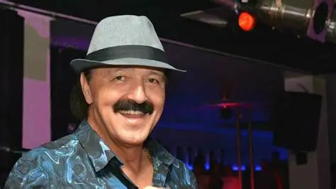 KO KAŽE DA JE NEMOGUĆE….HARIS ĐŽINOVIĆ STAO NA LUDI KAMEN!! A pogledajte koja je POZNATA PJEVAČICA osvojila njegovo srce!! - featured image KO KAŽE DA JE NEMOGUĆE….HARIS ĐŽINOVIĆ STAO NA LUDI KAMEN!! A pogledajte koja je POZNATA PJEVAČICA osvojila njegovo srce!! - featured image