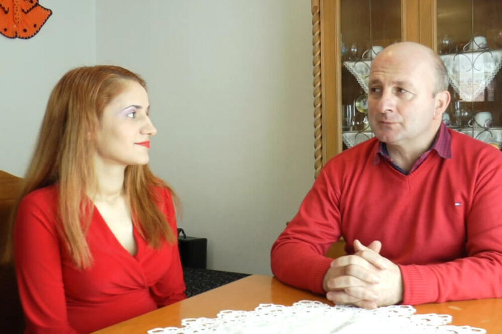Profesor iz Ivanjice primio nepoznatu Albanku u kuću: Prvi put je video u životu, nije ni slutio šta će mu prirediti - featured image