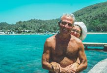 “Bio sam na najvećem nudističkom kruzeru na svetu, ne sluteći da će oko mene biti gej muškarci: Kad je kapetan rekao da se skinemo, usledio je šok” “Bio sam na najvećem nudističkom kruzeru na svetu, ne sluteći da će oko mene biti gej muškarci: Kad je kapetan rekao da se skinemo, usledio je šok” - featured image