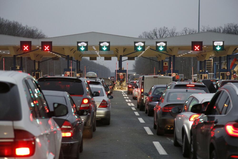 0V0 JE 0BAVEZAN D0KUMENT K0JI SVAKI V0ZAČ M0RA DA lMA: Mnogi zaboravljaju na ovu stvar, a može skupo da vas košta - featured image 0V0 JE 0BAVEZAN D0KUMENT K0JI SVAKI V0ZAČ M0RA DA lMA: Mnogi zaboravljaju na ovu stvar, a može skupo da vas košta - featured image