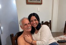 “Imala sam tek 23 godine i bila sam djevica, a tata me uvijek upozoravao: „Prestani sjediti djedu u krilu i budi oprezna s njim.“ “Imala sam tek 23 godine i bila sam djevica, a tata me uvijek upozoravao: „Prestani sjediti djedu u krilu i budi oprezna s njim.“ - featured image